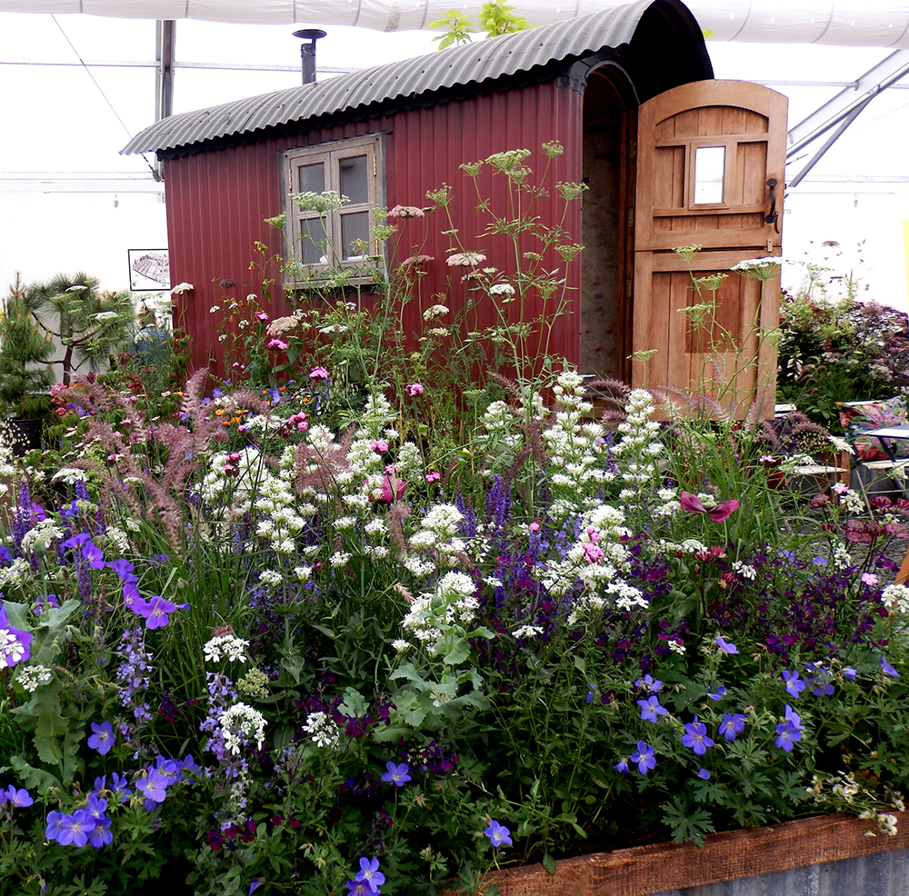 Exterior of Shepherds Hut by Plankbridge for Grow Show London (June 2015).